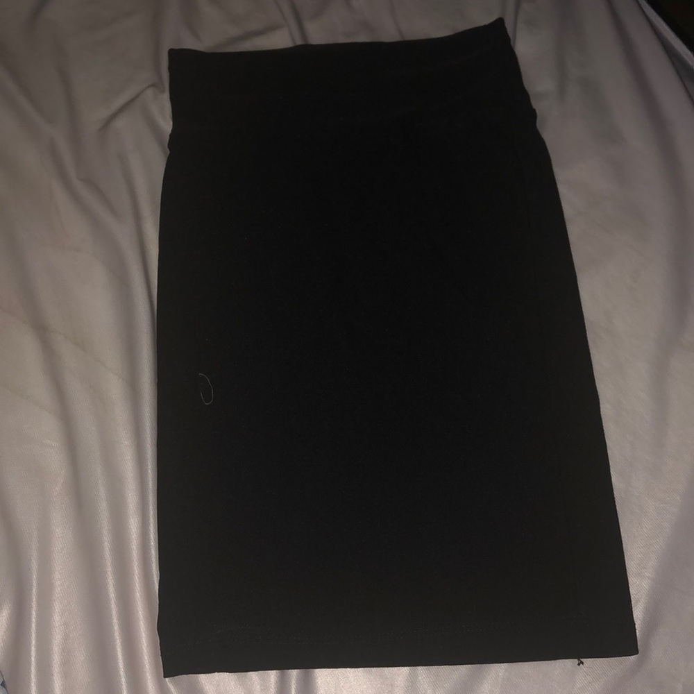 Black skirt